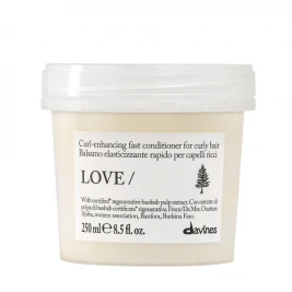 Davines - Balsam hidratare par cret / ondulat Love Curl 250ml
